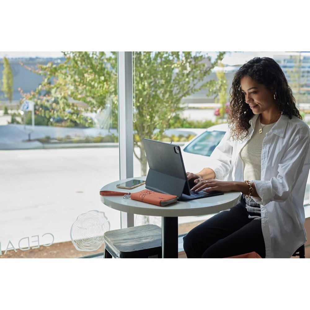 Intrepid Rustic Clay Rfid-Blocking Zip Around Clu… - image 7